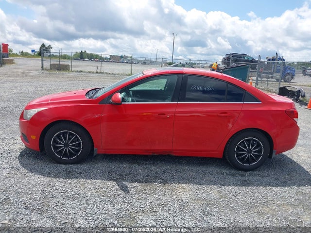 1G1PC5SB3E7152654 Chevrolet Cruze 1lt