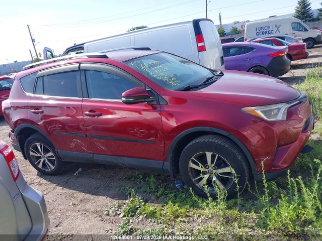 Toyota RAV4 LE 2018 2T3ZFREV1JW492128 Image 13