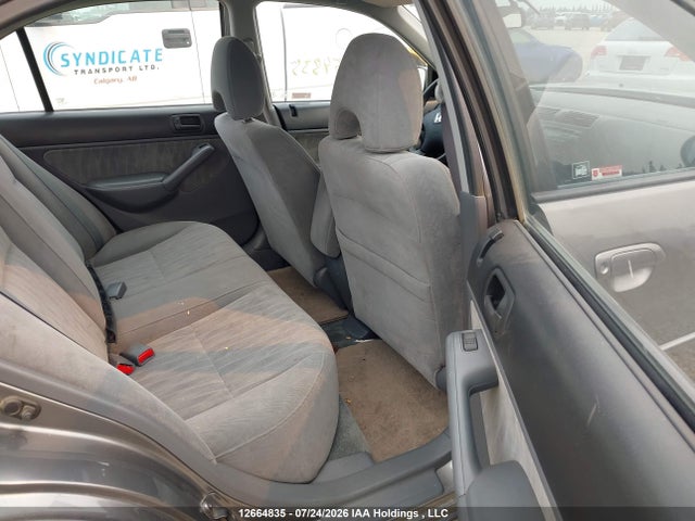 Auction sale of the 2005 Honda Civic Lx, vin: 2HGES16615H037788, lot number: 12664835