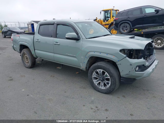 Toyota Tacoma 2022 3TYCZ5AN7NT063602 zdjęcie główne