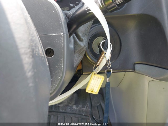 12664861 :رقم المزاد ، 4T3ZF13CXYU190057 vin ، 2000 Toyota Sienna Le/xle مزاد بيع