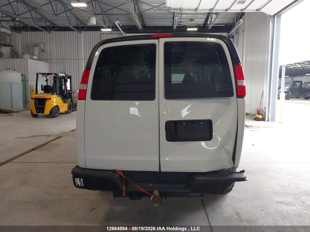 Продажа на аукционе авто 2024 Gmc Savana 3500 Ls, vin: 1GJZ7NF77R1221762, номер лота: 12664884