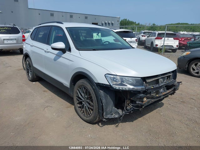 Auction sale of the 2018 Volkswagen Tiguan Trendline, vin: 3VV0B7AX2JM143434, lot number: 12664893