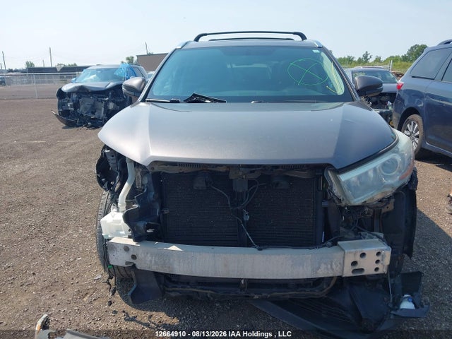 Aukcja sprzedaży 2015 Toyota Highlander Limited/ltd Platinum, vin: 5TDDKRFH1FS101812, numer aukcji: 12664910