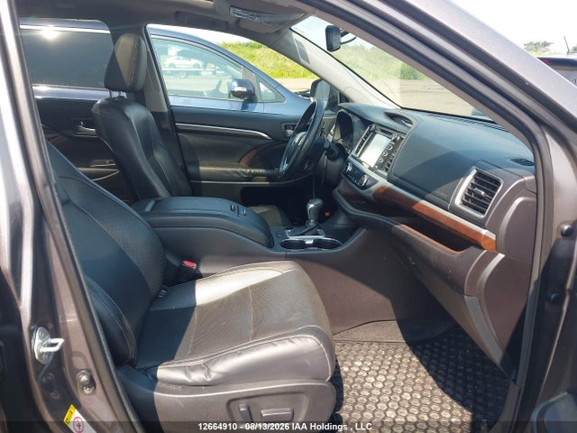 Aukcja sprzedaży 2015 Toyota Highlander Limited/ltd Platinum, vin: 5TDDKRFH1FS101812, numer aukcji: 12664910