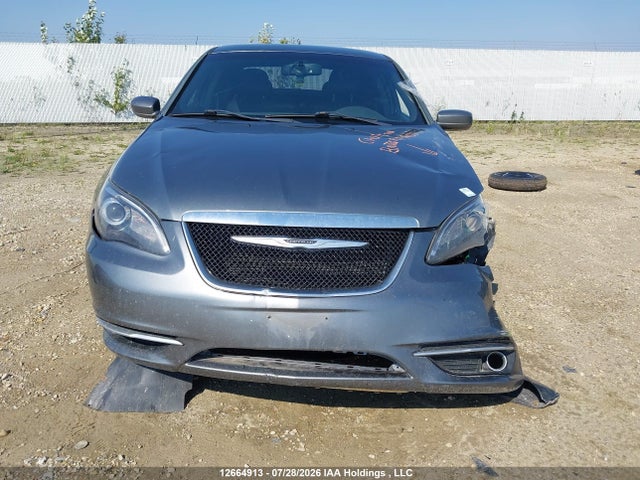 2013 Chrysler 200 მანქანა იყიდება აუქციონზე, vin: 1C3CCBHG4DN719198, აუქციონის ნომერი: 12664913