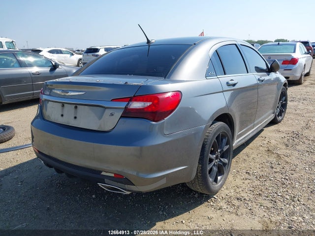 2013 Chrysler 200 მანქანა იყიდება აუქციონზე, vin: 1C3CCBHG4DN719198, აუქციონის ნომერი: 12664913