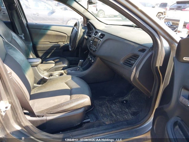2013 Chrysler 200 მანქანა იყიდება აუქციონზე, vin: 1C3CCBHG4DN719198, აუქციონის ნომერი: 12664913