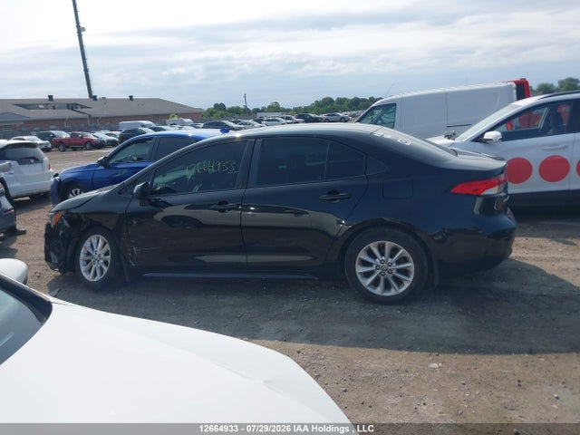 5YFBPRBE5LP108982 Toyota COROLLA LE