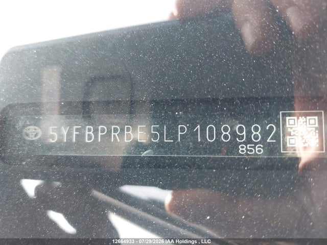 5YFBPRBE5LP108982 Toyota COROLLA LE