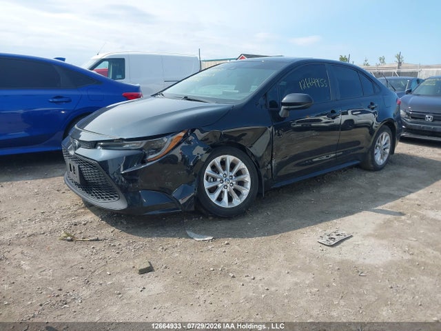 5YFBPRBE5LP108982 Toyota COROLLA LE