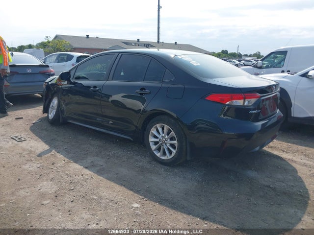 5YFBPRBE5LP108982 Toyota COROLLA LE