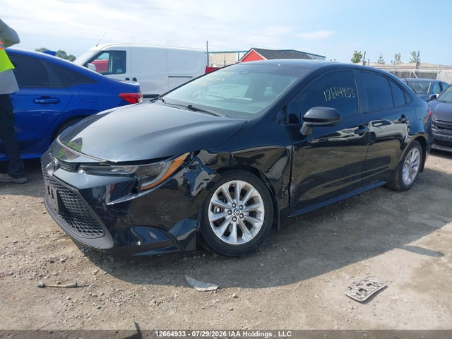 5YFBPRBE5LP108982 Toyota COROLLA LE