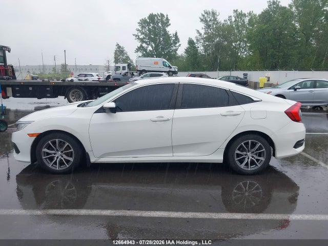 12664943 :رقم المزاد ، 2HGFC2F53HH023295 vin ، 2017 Honda Civic Lx مزاد بيع