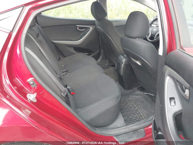 Продажа на аукционе авто 2015 Hyundai Elantra Gl, vin: 5NPDH4AE4FH599508, номер лота: 12664944