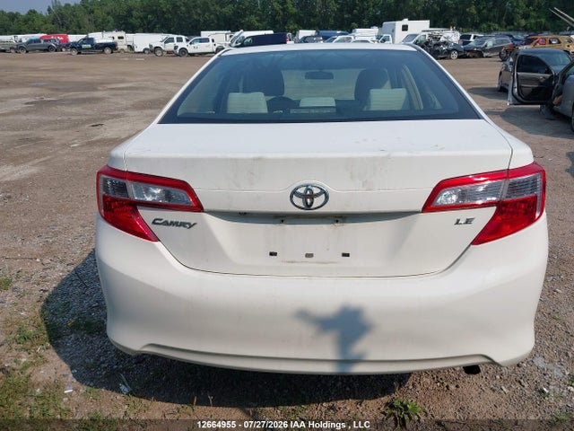 12664955 :رقم المزاد ، 4T1BF1FK1EU752663 vin ، 2014 Toyota Camry L/se/le/xle مزاد بيع