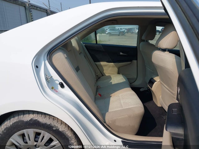 12664955 :رقم المزاد ، 4T1BF1FK1EU752663 vin ، 2014 Toyota Camry L/se/le/xle مزاد بيع