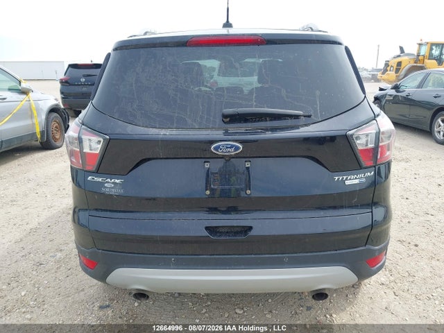 12664996 :رقم المزاد ، 1FMCU9J95HUA85792 vin ، 2017 Ford Escape Titanium مزاد بيع