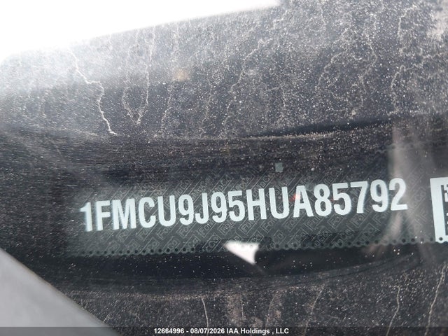 Ford Escape Titanium 2017 1FMCU9J95HUA85792 Image 9