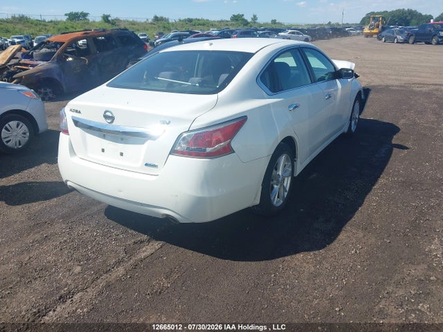 2014 Nissan Altima 2.5/2.5 S/2.5 Sl/2.5 Sv მანქანა იყიდება აუქციონზე, vin: 1N4AL3APXEN220223, აუქციონის ნომერი: 12665012