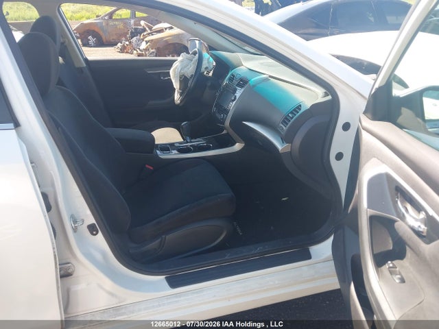 2014 Nissan Altima 2.5/2.5 S/2.5 Sl/2.5 Sv მანქანა იყიდება აუქციონზე, vin: 1N4AL3APXEN220223, აუქციონის ნომერი: 12665012