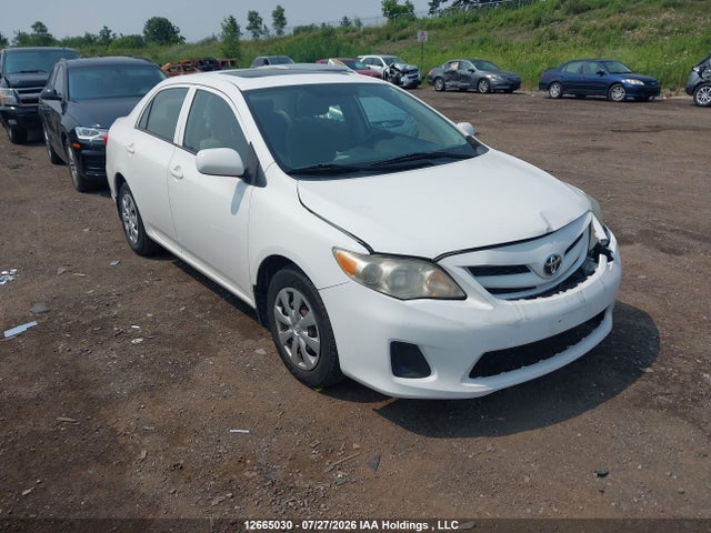 2013 Toyota Corolla S/le მანქანა იყიდება აუქციონზე, vin: 2T1BU4EE1DC923415, აუქციონის ნომერი: 12665030
