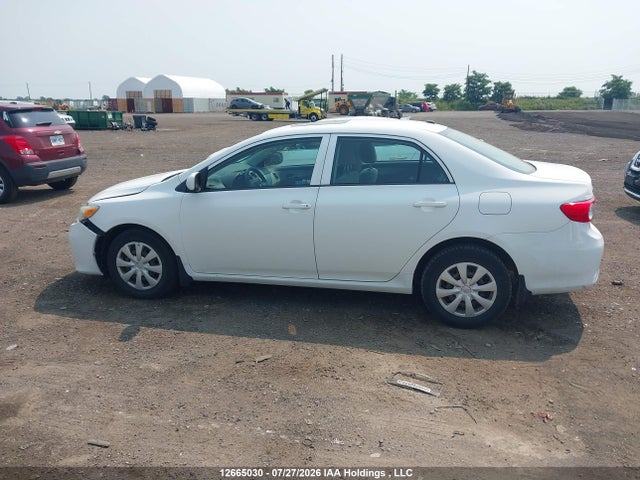 2013 Toyota Corolla S/le მანქანა იყიდება აუქციონზე, vin: 2T1BU4EE1DC923415, აუქციონის ნომერი: 12665030