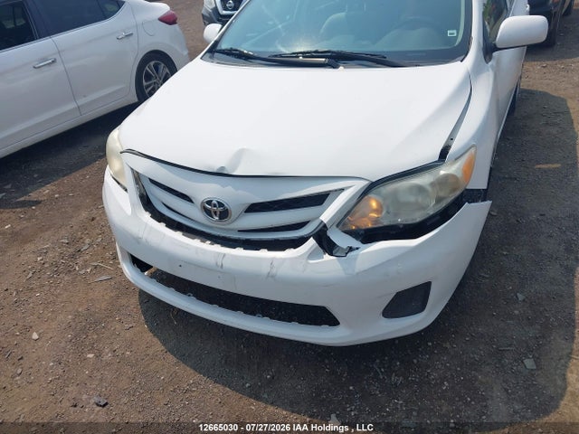 2013 Toyota Corolla S/le მანქანა იყიდება აუქციონზე, vin: 2T1BU4EE1DC923415, აუქციონის ნომერი: 12665030