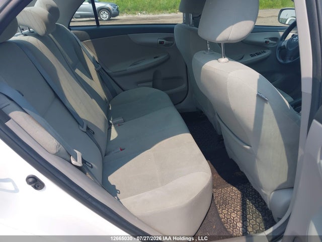 2013 Toyota Corolla S/le მანქანა იყიდება აუქციონზე, vin: 2T1BU4EE1DC923415, აუქციონის ნომერი: 12665030