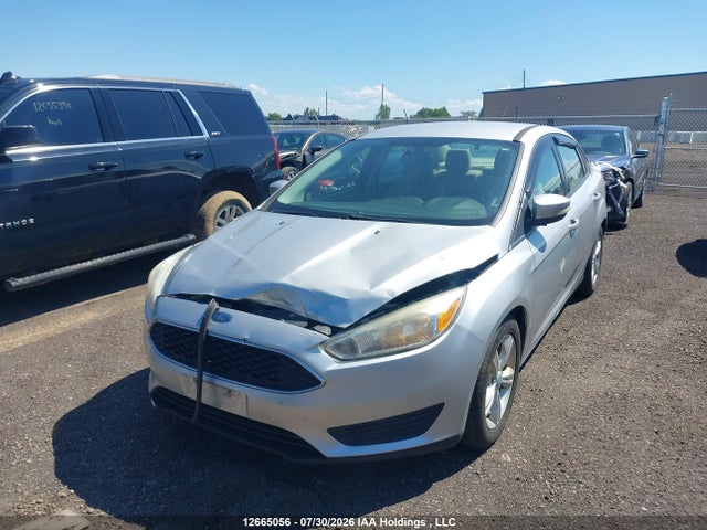 Ford FOCUS SE 2016 1FADP3F24GL347076 Image 2