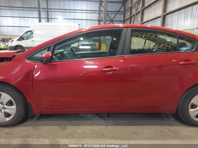 12665070 :رقم المزاد ، 3KPFK4A75HE094404 vin ، 2017 Kia Forte Ex/ex Luxury/ex+/lx/lx+ مزاد بيع