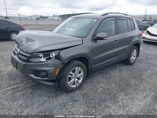 2015 Volkswagen Tiguan S/se/sel/r-line მანქანა იყიდება აუქციონზე, vin: WVGHV7AX1FW533307, აუქციონის ნომერი: 12665098