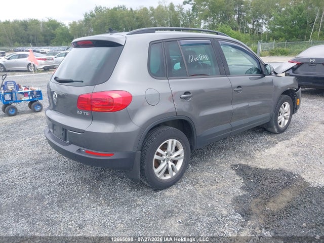 2015 Volkswagen Tiguan S/se/sel/r-line მანქანა იყიდება აუქციონზე, vin: WVGHV7AX1FW533307, აუქციონის ნომერი: 12665098