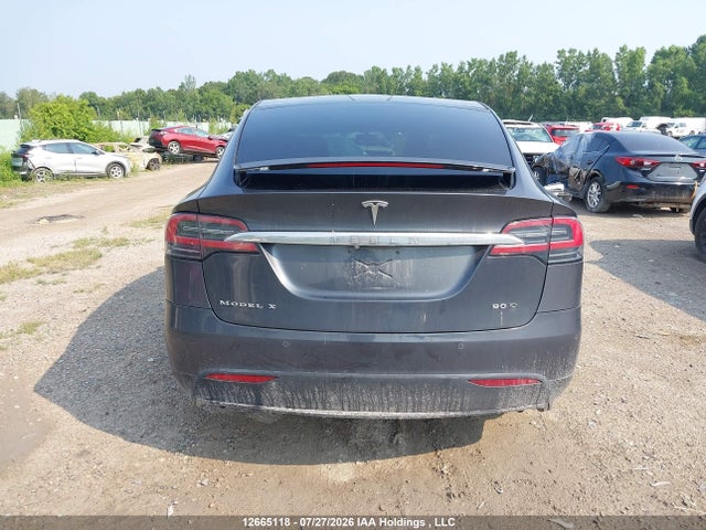 Tesla Model X 60d/70d/75d/90d/p100d 2016 5YJXCBE26GF013777 Image 16