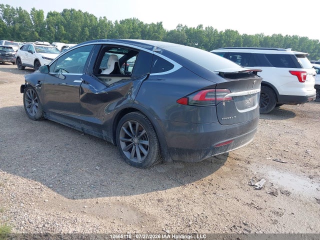 Tesla Model X 60d/70d/75d/90d/p100d 2016 5YJXCBE26GF013777 Image 3