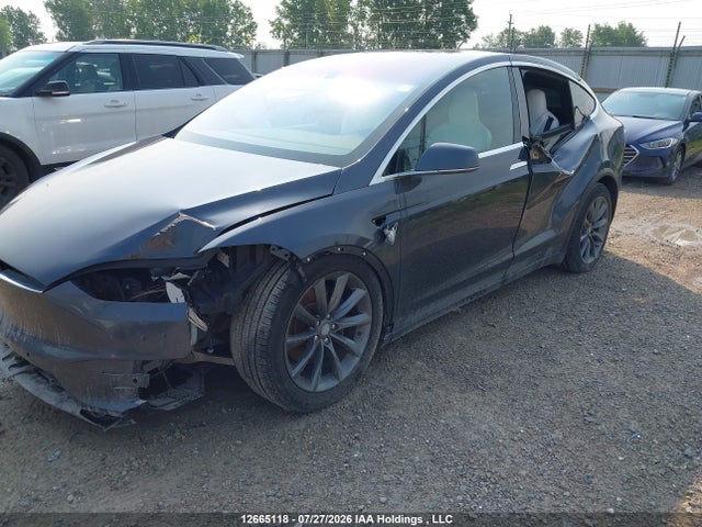 Tesla Model X 60d/70d/75d/90d/p100d 2016 5YJXCBE26GF013777 Image 6