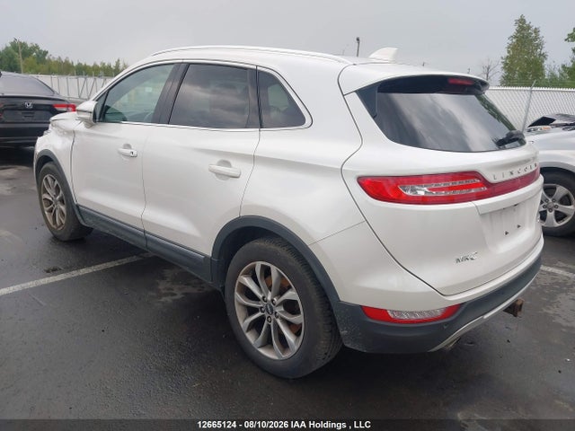 12665124 :رقم المزاد ، 5LMCJ2A97FUJ10489 vin ، 2015 Lincoln Mkc مزاد بيع