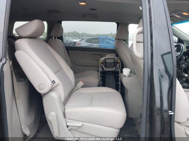 Продаж на аукціоні авто 2018 Kia Sedona Lx/lx+, vin: KNDMB5C12J6392328, номер лоту: 12665134
