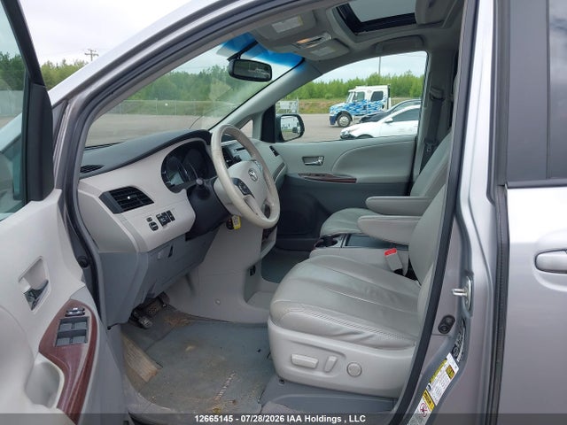 Продаж на аукціоні авто 2011 Toyota Sienna Xle 7 Passenger, vin: 5TDYK3DC3BS024473, номер лоту: 12665145