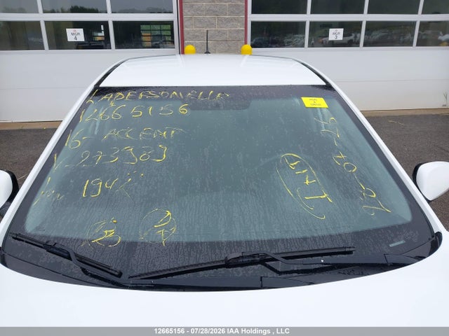 Hyundai ACCENT SE 2016 KMHCT5AE1GU273989 Image 17