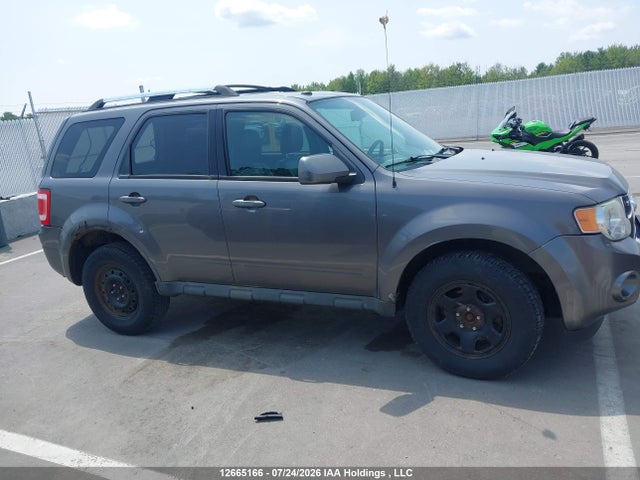 Продажа на аукционе авто 2009 Ford Escape Limited, vin: 1FMCU94G49KC18260, номер лота: 12665166