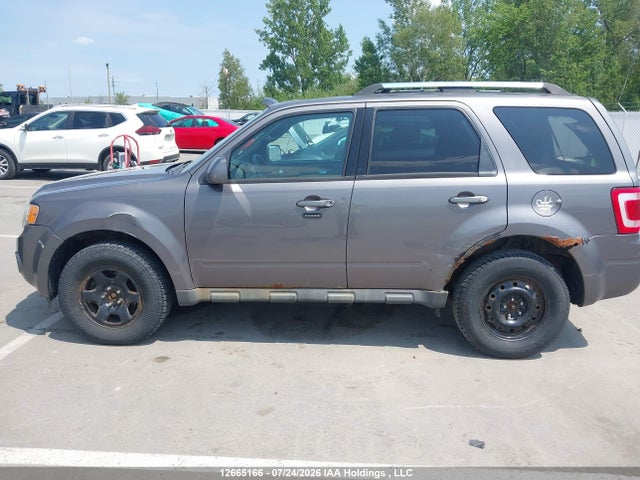 12665166 :رقم المزاد ، 1FMCU94G49KC18260 vin ، 2009 Ford Escape Limited مزاد بيع