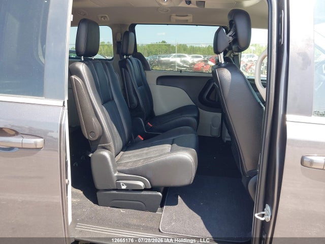 12665176 :رقم المزاد ، 2C4RDGDG0KR797354 vin ، 2019 Dodge Grand Caravan Crew مزاد بيع