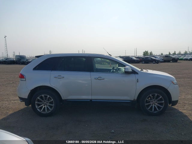 12665180 :رقم المزاد ، 2LMDJ8JK7BBJ07299 vin ، 2011 Lincoln Mkx مزاد بيع