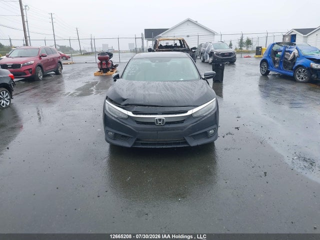 Honda Civic Touring 2016 2HGFC1F95GH101832 Image 13