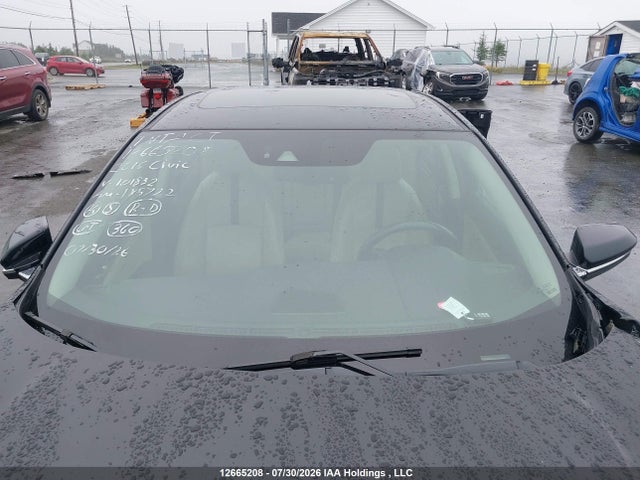 Honda Civic Touring 2016 2HGFC1F95GH101832 Image 18