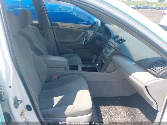 2008 Toyota Camry Hybrid მანქანა იყიდება აუქციონზე, vin: 4T1BB46K18U052451, აუქციონის ნომერი: 12665236