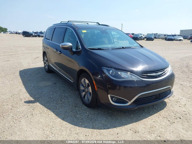 12665257 :رقم المزاد ، 2C4RC1N75HR779214 vin ، 2017 Chrysler Pacifica Hybrid Platinum مزاد بيع