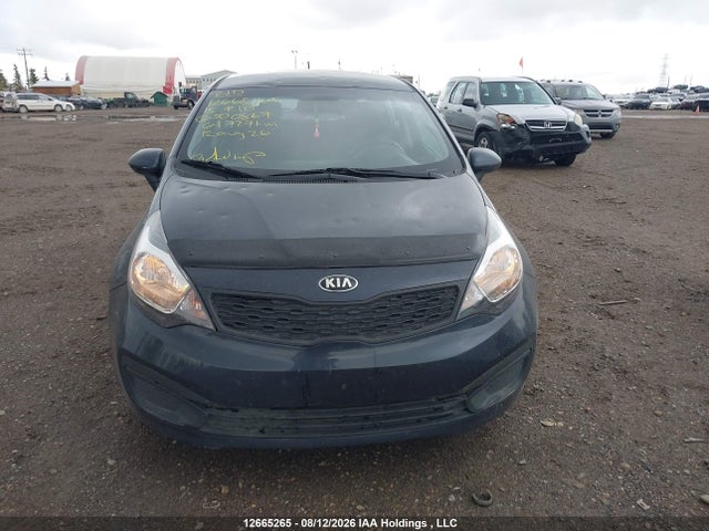 12665265 :رقم المزاد ، KNADM4A38F6500867 vin ، 2015 Kia Rio Ex/ex+/lx/lx+/sx مزاد بيع