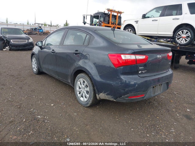 12665265 :رقم المزاد ، KNADM4A38F6500867 vin ، 2015 Kia Rio Ex/ex+/lx/lx+/sx مزاد بيع